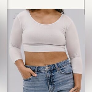 Classic Half Tee for Layering White 3/4 length sleeves